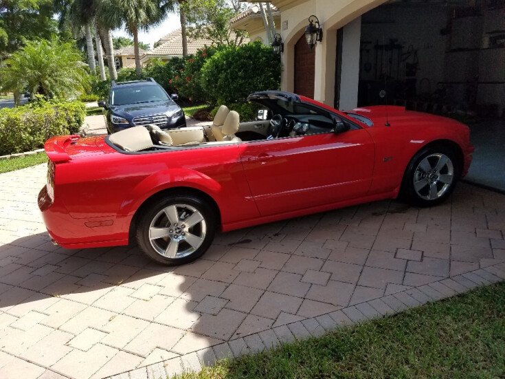 Thumbnail Photo undefined for 2007 Ford Mustang GT Convertible